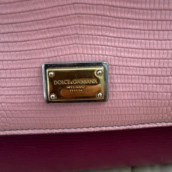 🩷Stunning Dolce and Gabbana Sicily bag🩷 - Picture 16 of 17